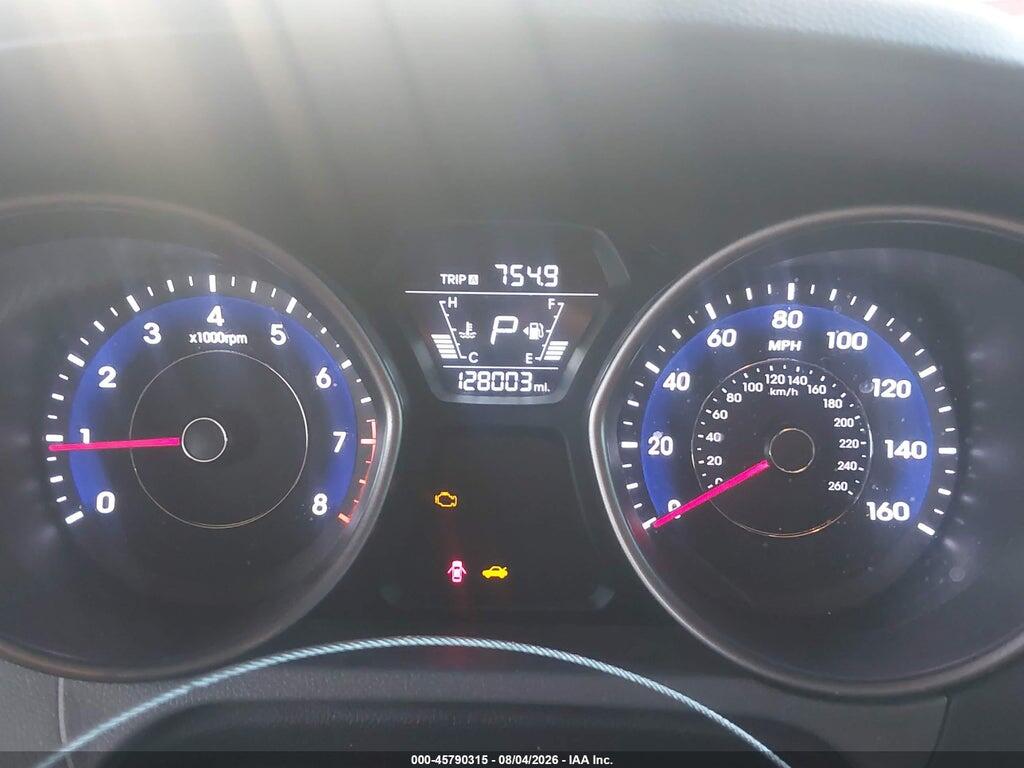 5NPDH4AE7FH565093 2015 HYUNDAI ELANTRA photo no. 7