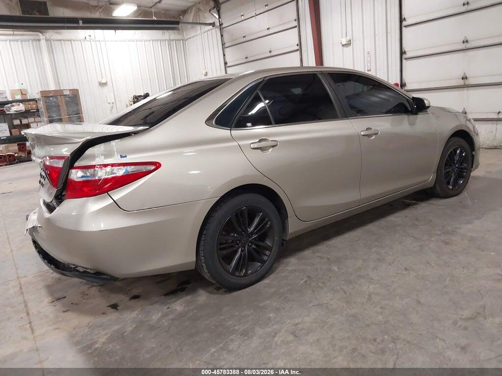 4T1BF1FK3FU885152 2015 TOYOTA CAMRY photo no. 4