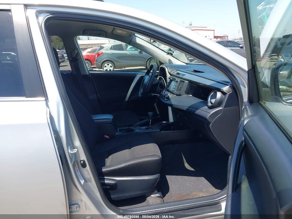 JTMZFREV8FJ042272 2015 TOYOTA RAV4 photo no. 5