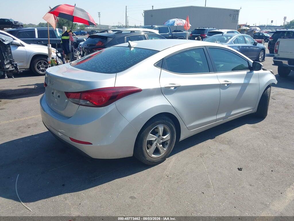 5NPDH4AEXFH570160 2015 HYUNDAI ELANTRA photo no. 4