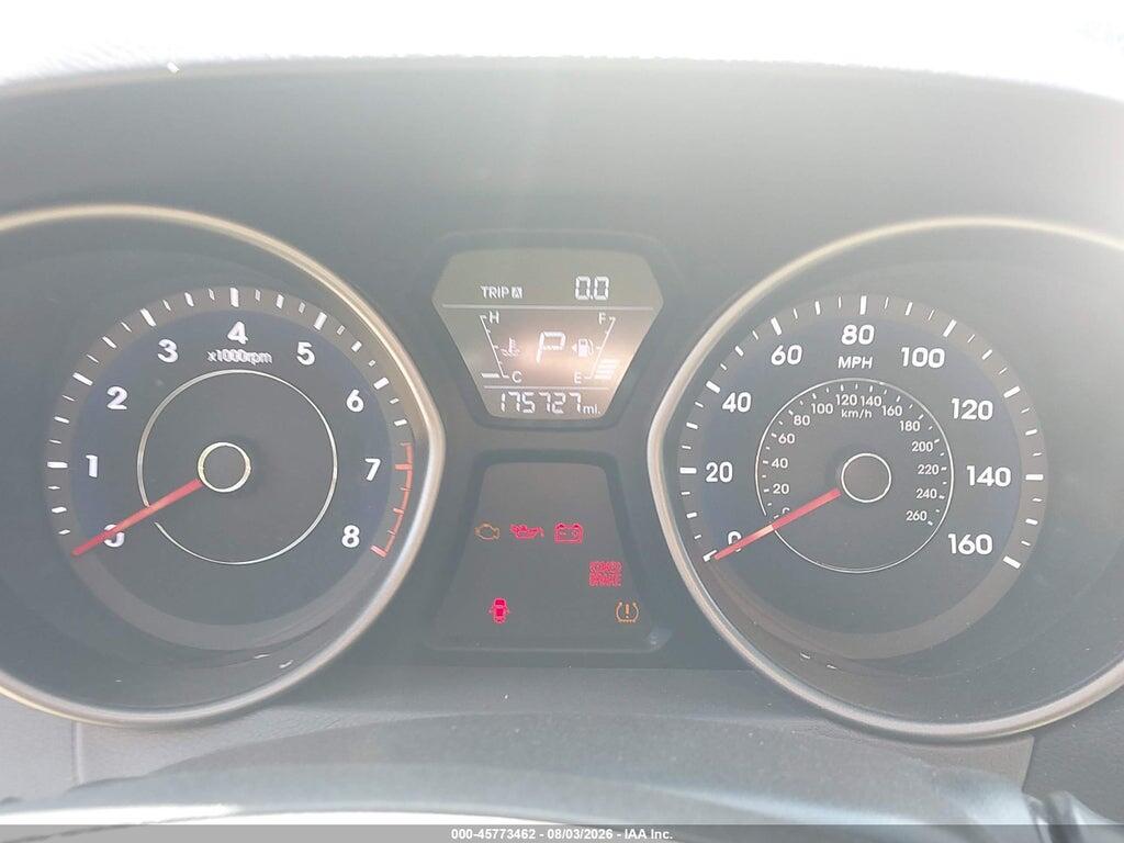 5NPDH4AEXFH570160 2015 HYUNDAI ELANTRA photo no. 7