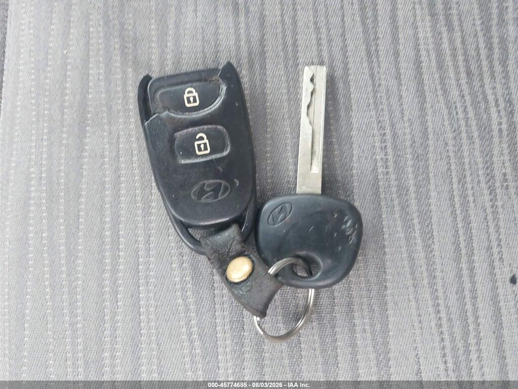 KMHCT4AE3GU131010 2016 HYUNDAI ACCENT photo no. 11