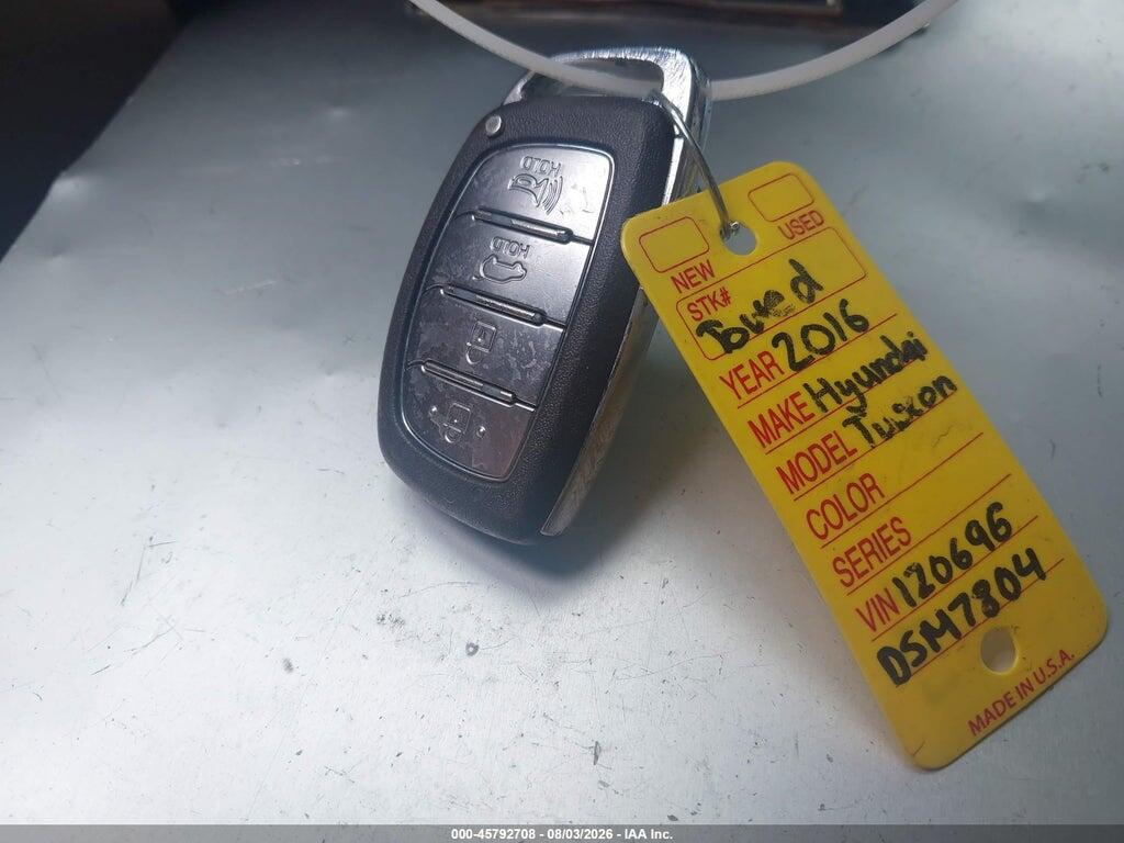 KM8J3CA29GU120696 2016 HYUNDAI TUCSON photo no. 11