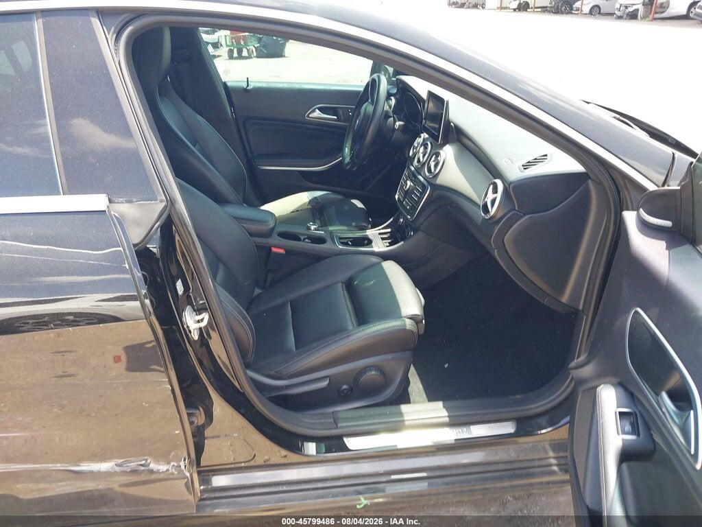 WDDSJ4EB8GN368033 2016 MERCEDES-BENZ CLA 250 photo no. 5