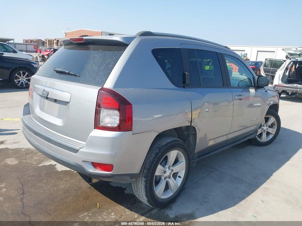 1C4NJCBA3GD568143 2016 JEEP COMPASS photo no. 4