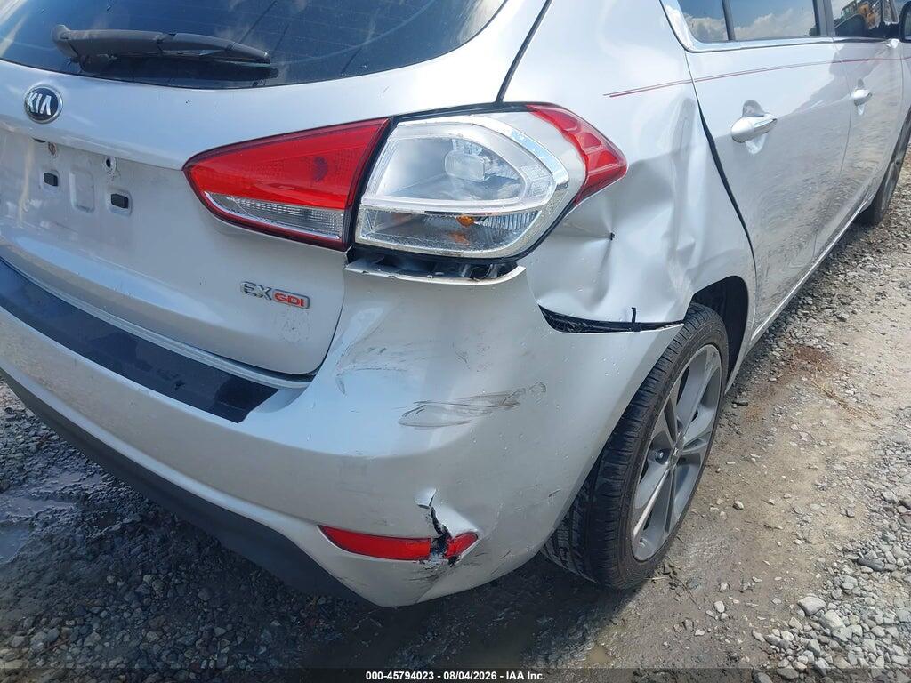 KNAFX5A82G5527779 2016 KIA FORTE photo no. 6