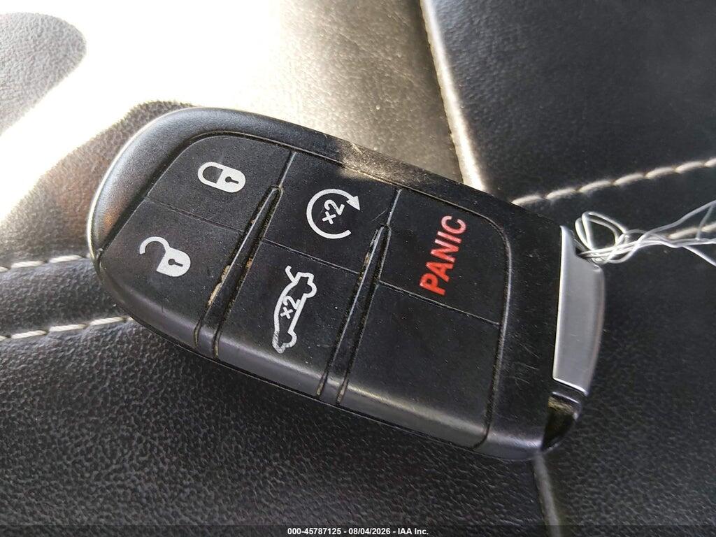 2C3CCAGG1GH296539 2016 CHRYSLER 300 photo no. 11