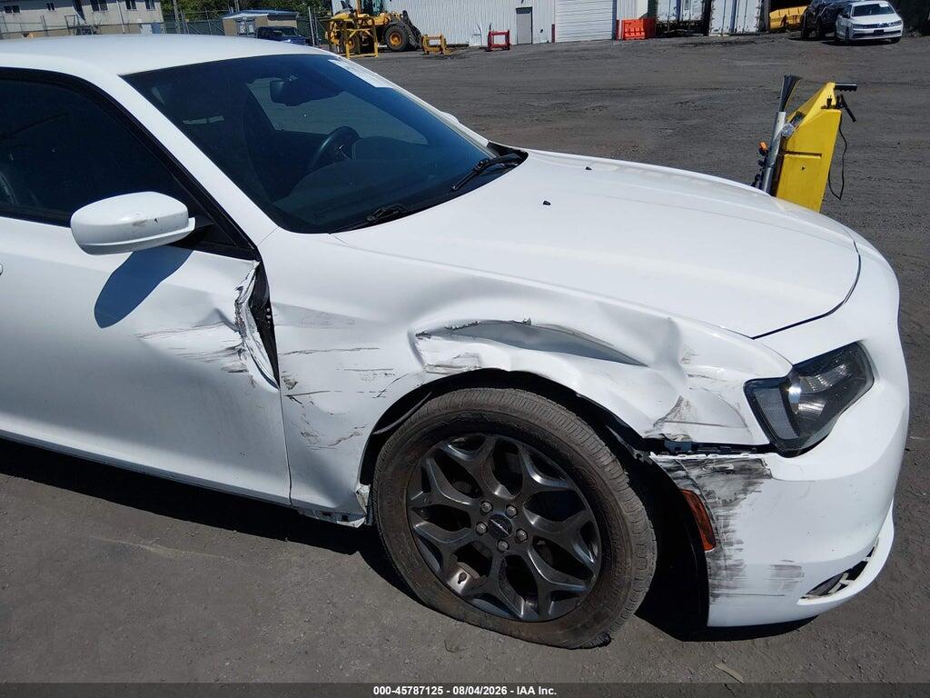 2C3CCAGG1GH296539 2016 CHRYSLER 300 photo no. 6