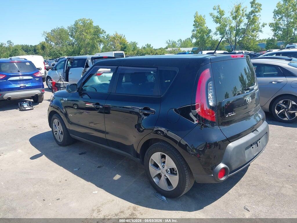 KNDJN2A22G7404615 2016 KIA SOUL photo no. 3