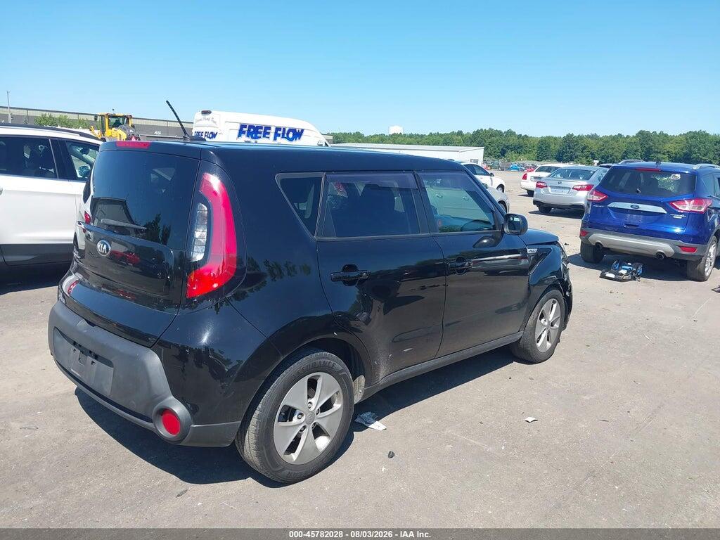KNDJN2A22G7404615 2016 KIA SOUL photo no. 4