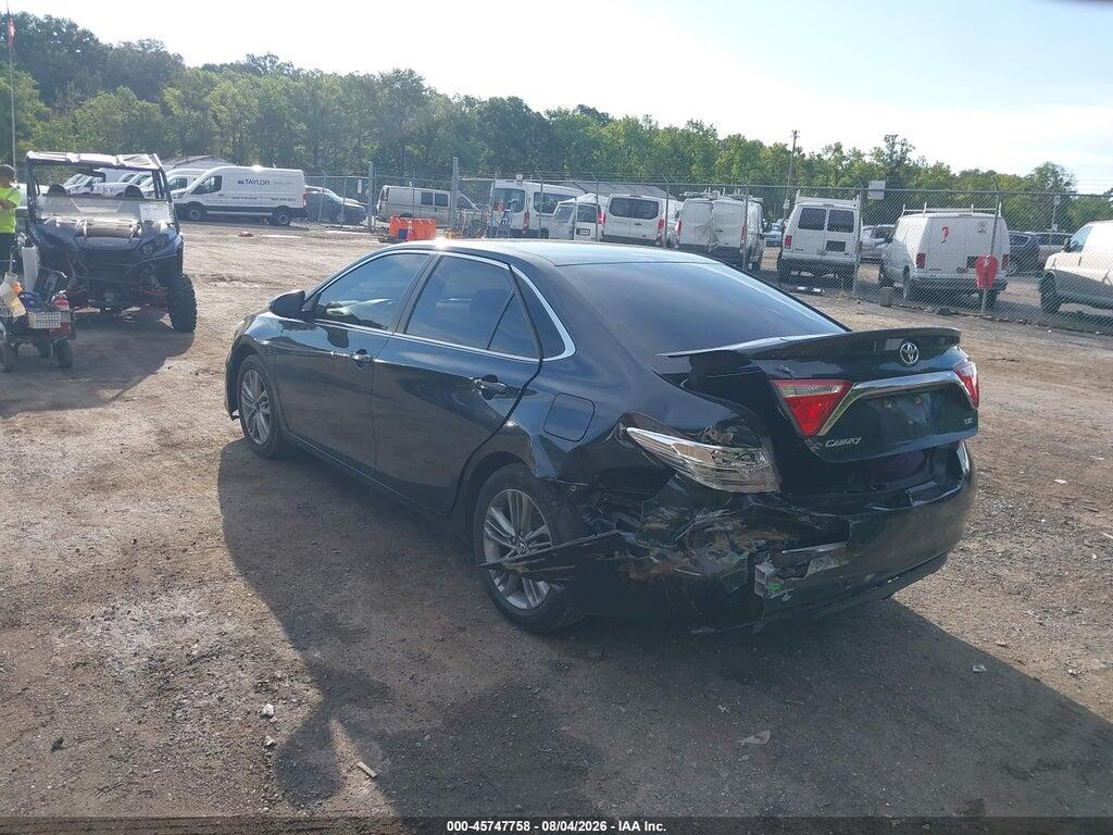 4T1BF1FK5GU158323 2016 TOYOTA CAMRY photo no. 3