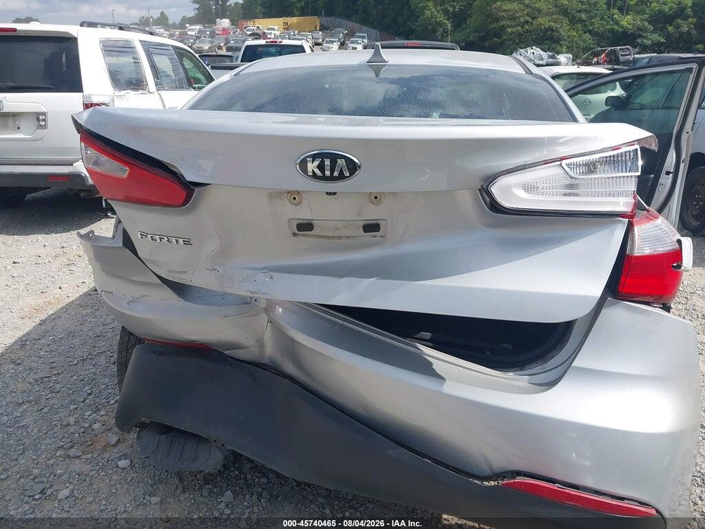 KNAFX4A67G5538799 2016 KIA FORTE photo no. 6