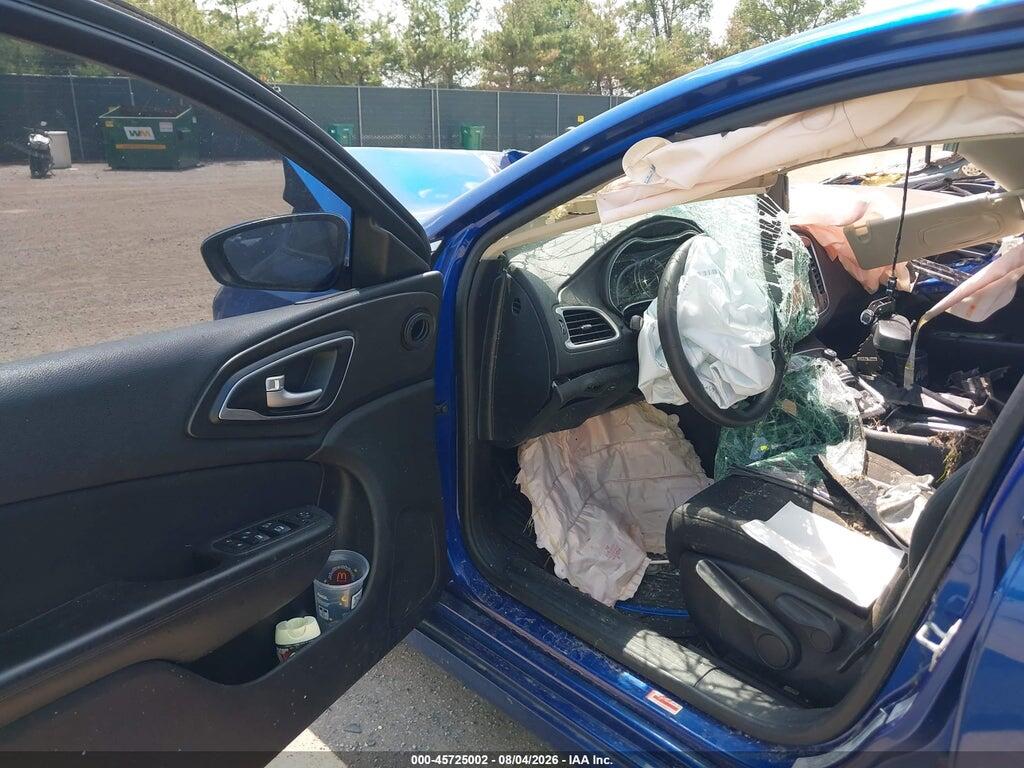 1C3CCCAB2GN165622 2016 CHRYSLER 200 photo no. 5