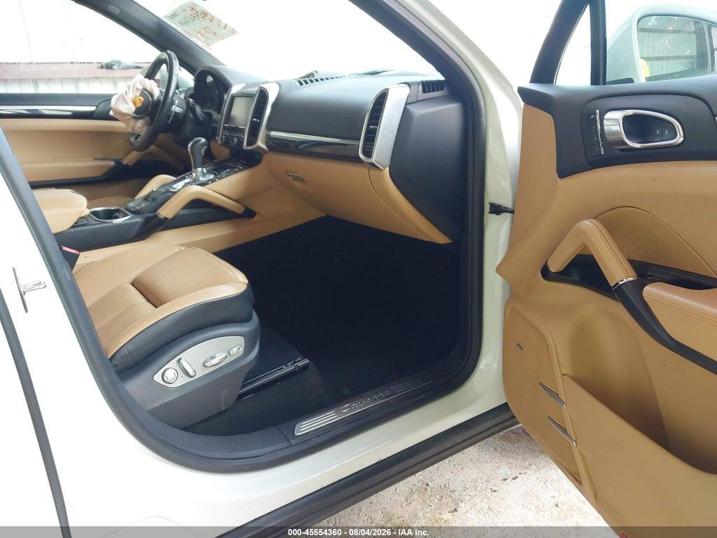 WP1AA2A25GLA02024 2016 PORSCHE CAYENNE photo no. 5