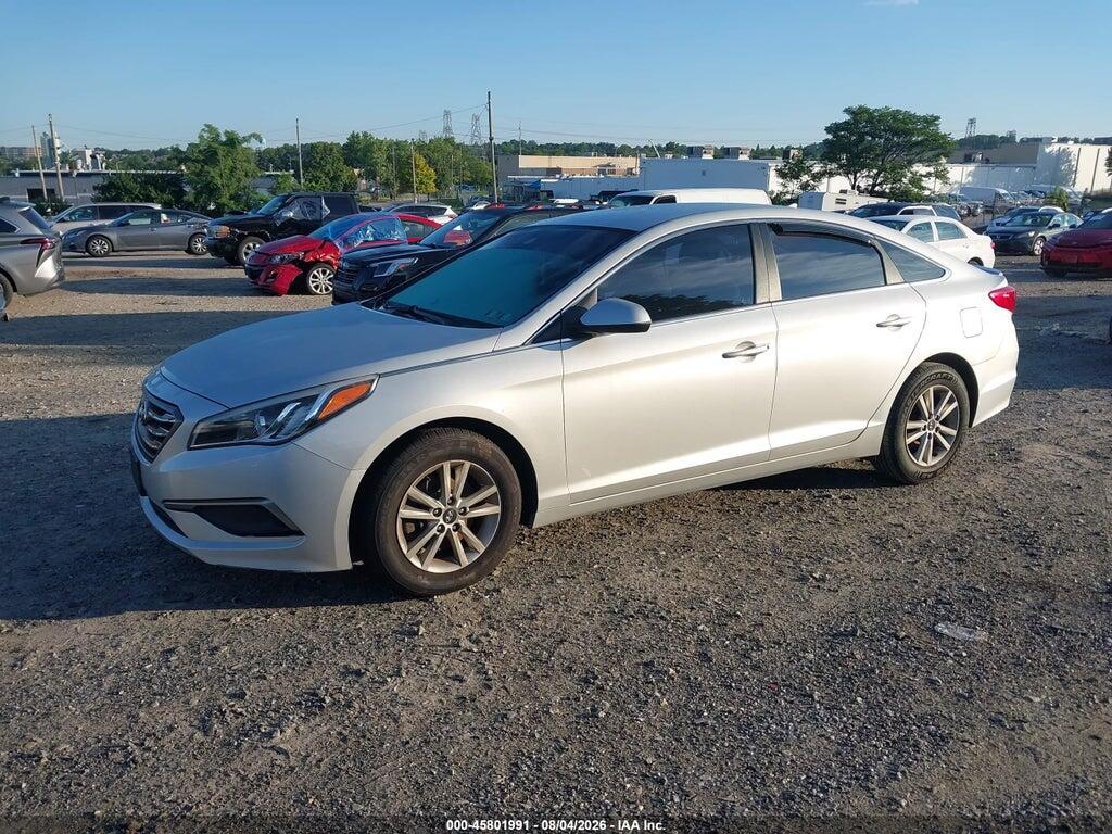 5NPE24AF4HH445317 2017 HYUNDAI SONATA photo no. 2