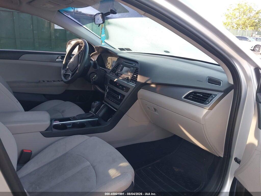5NPE24AF4HH445317 2017 HYUNDAI SONATA photo no. 5