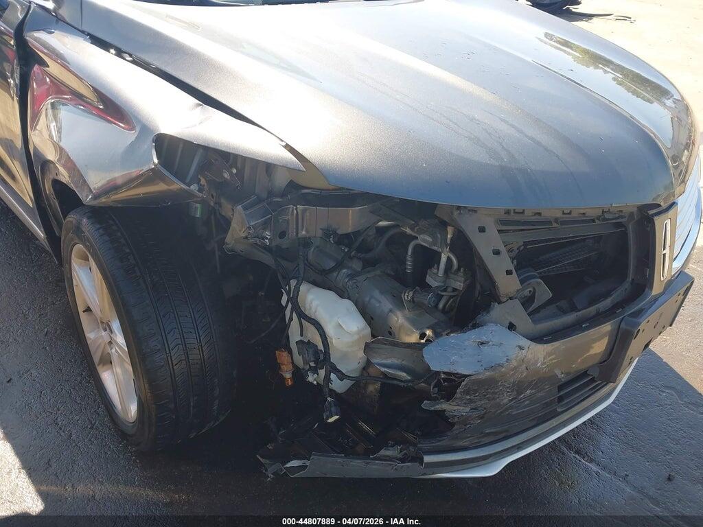 5LMCJ1D92HUL30809 2017 LINCOLN MKC photo no. 6
