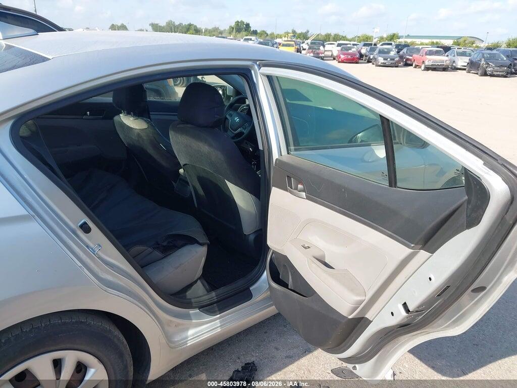 5NPD74LF3HH209607 2017 HYUNDAI ELANTRA photo no. 8