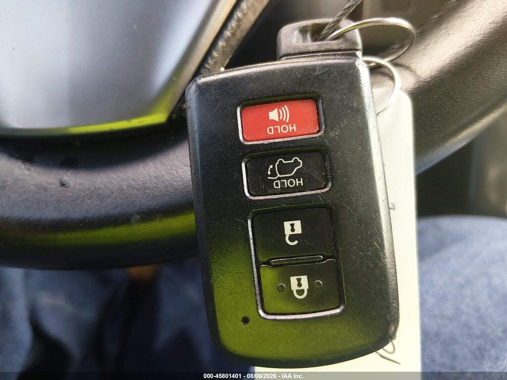 JTMJFREV7HD208750 2017 TOYOTA RAV4 photo no. 11