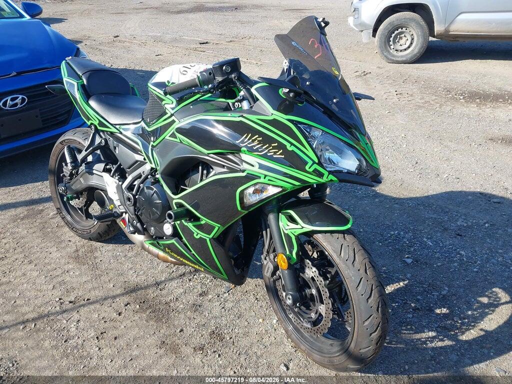 2017 KAWASAKI EX650 JKAEXEJ12HDA00461