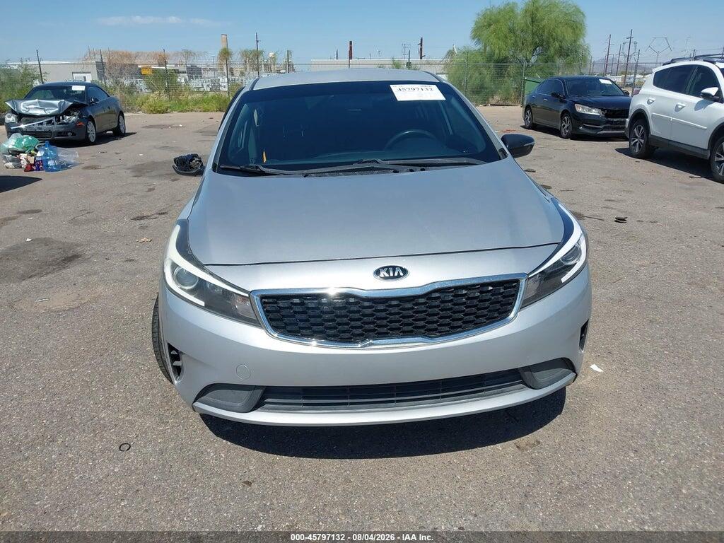 3KPFK4A74HE017779 2017 KIA FORTE photo no. 12