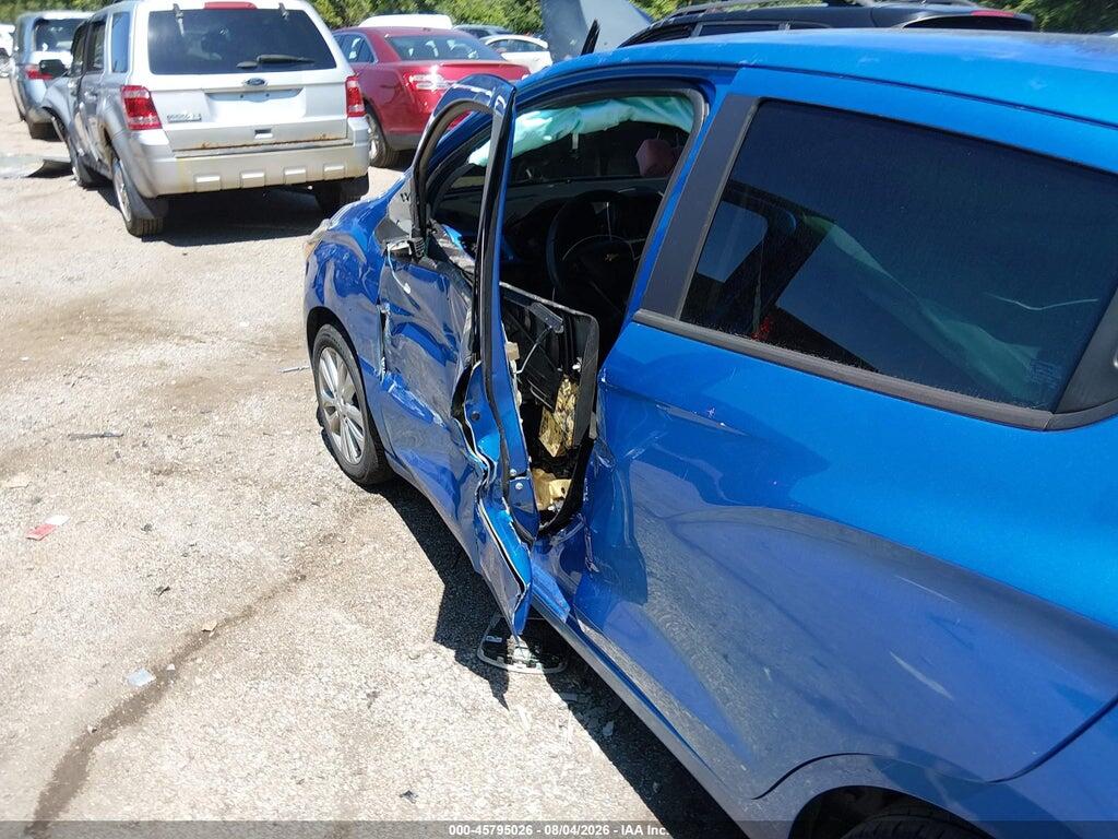 KL8CD6SA5HC743301 2017 CHEVROLET SPARK photo no. 6