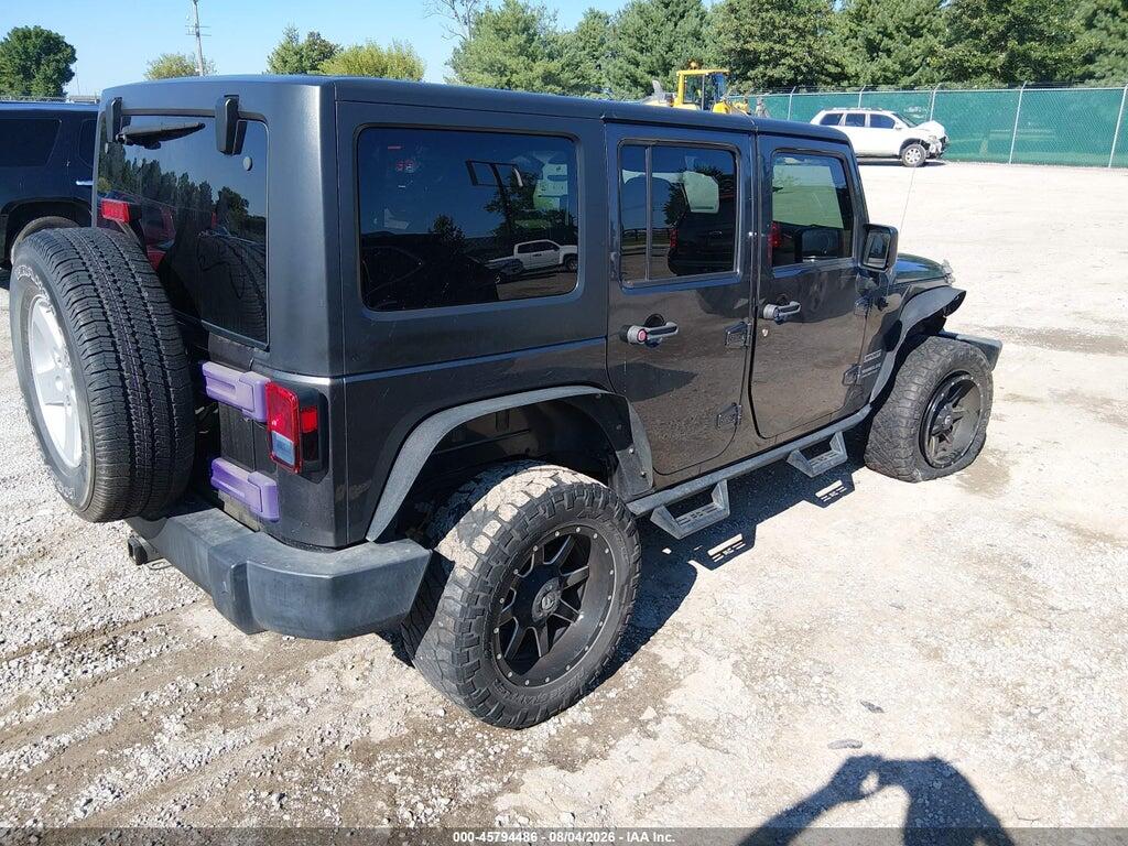 1C4BJWDG3HL645462 2017 JEEP WRANGLER UNLIMITED photo no. 4