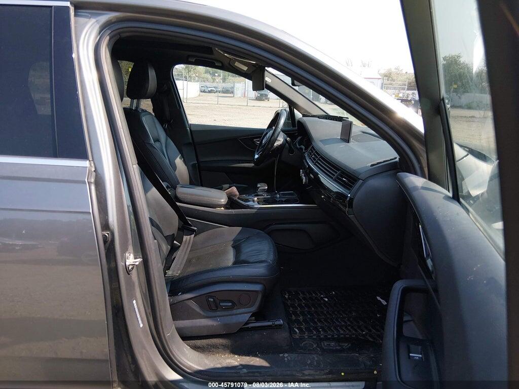 WA1LAAF76HD028808 2017 AUDI Q7 photo no. 5