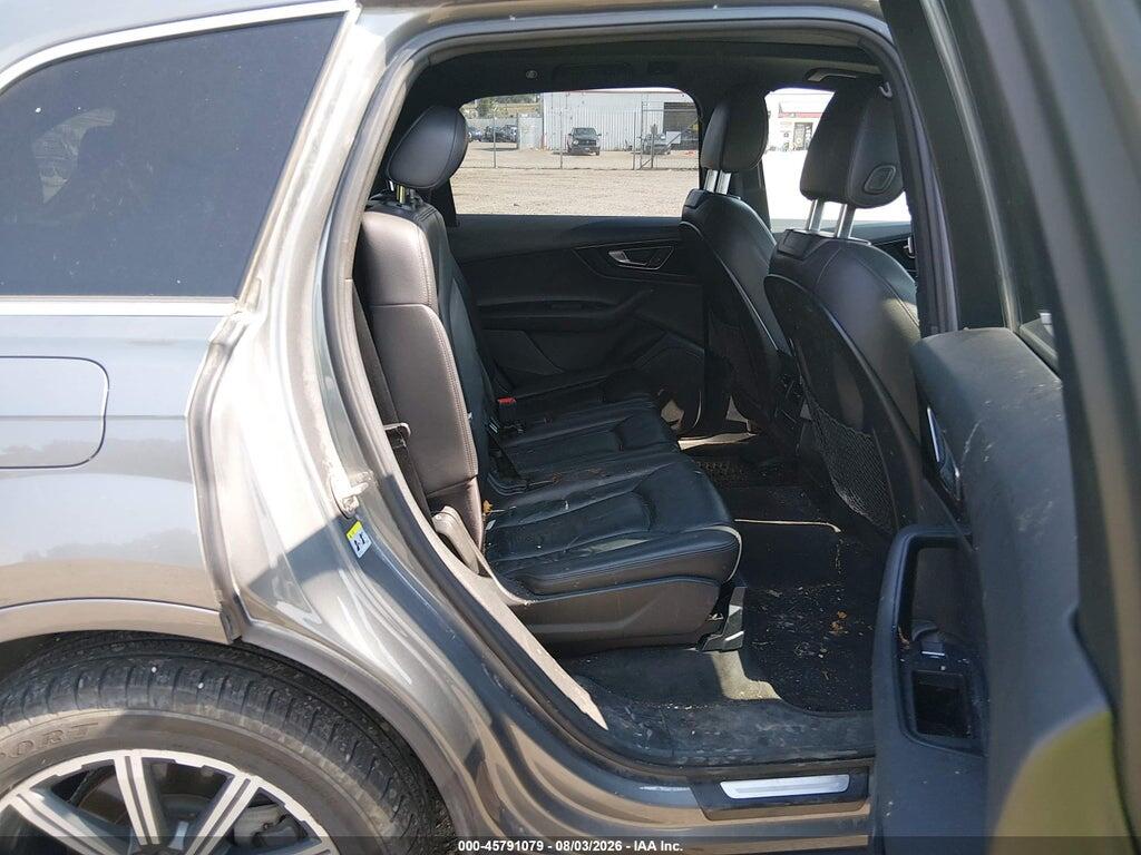 WA1LAAF76HD028808 2017 AUDI Q7 photo no. 8
