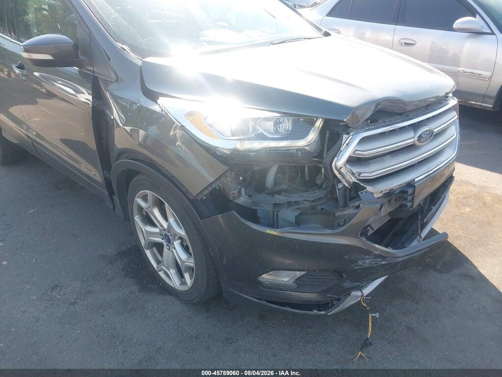 1FMCU9J90HUC10830 2017 FORD ESCAPE photo no. 6