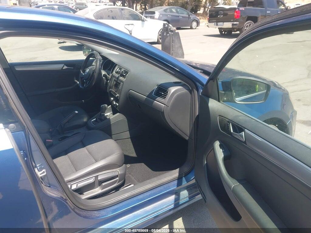 3VWDB7AJXHM338913 2017 VOLKSWAGEN JETTA photo no. 5