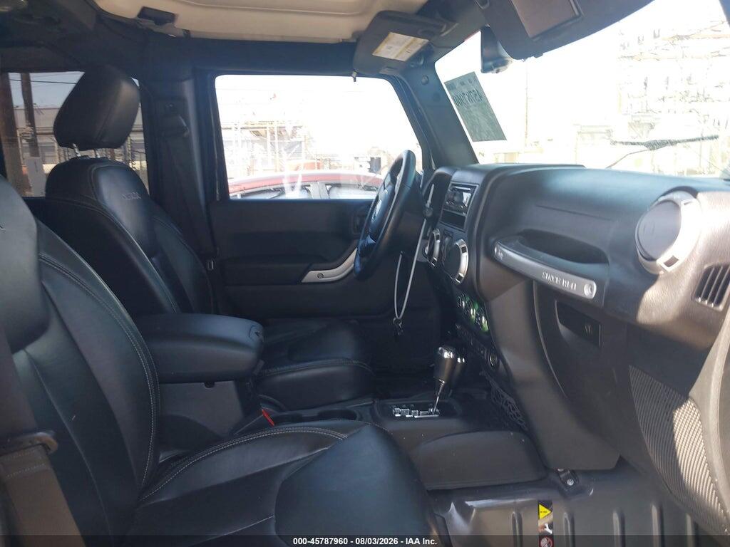 1C4BJWEG3HL614145 2017 JEEP WRANGLER UNLIMITED photo no. 5
