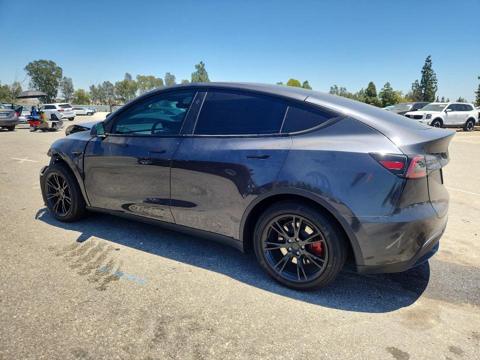7SAYGDED1SF321151 2025 TESLA MODEL Y photo no. 2