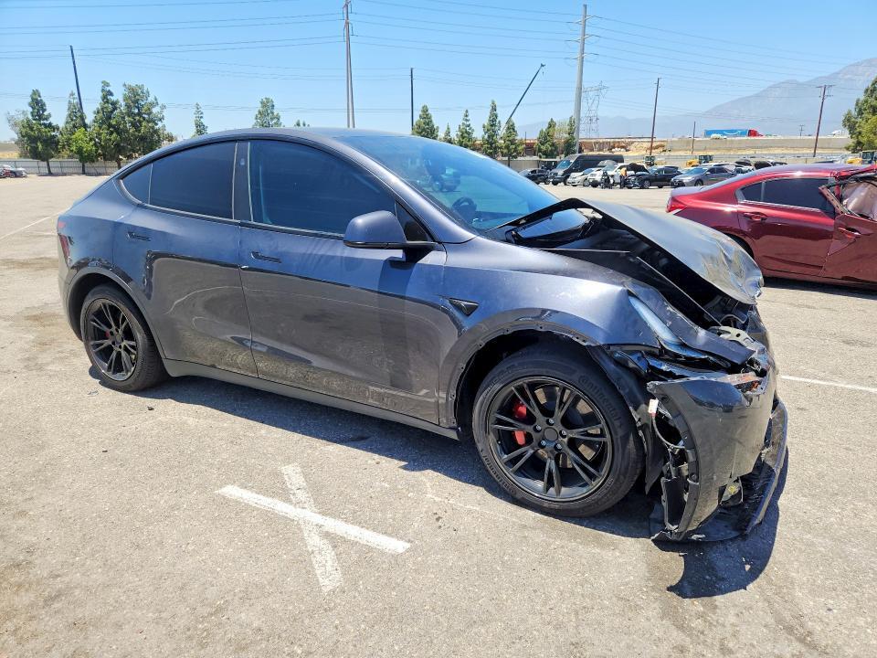 7SAYGDED1SF321151 2025 TESLA MODEL Y photo no. 4