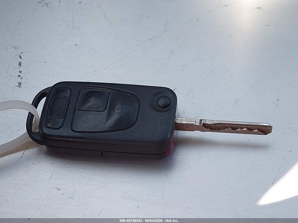 WDAPF1CD3HP372763 2017 MERCEDES-BENZ SPRINTER 3500 photo no. 11