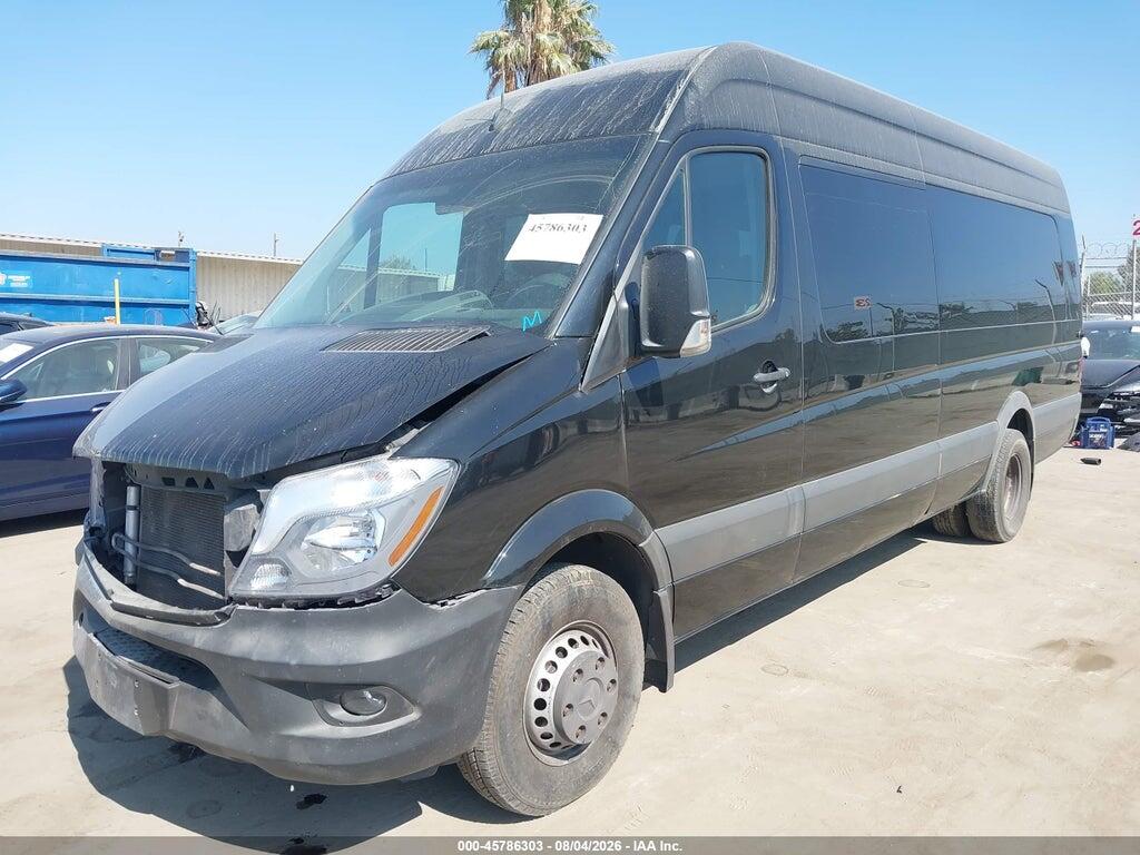 WDAPF1CD3HP372763 2017 MERCEDES-BENZ SPRINTER 3500 photo no. 2
