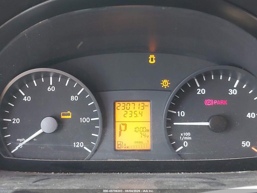 WDAPF1CD3HP372763 2017 MERCEDES-BENZ SPRINTER 3500 photo no. 7