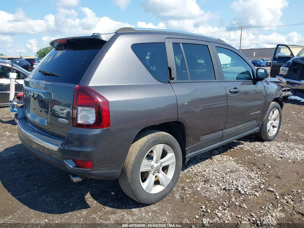 1C4NJDEB9HD126513 2017 JEEP COMPASS photo no. 4
