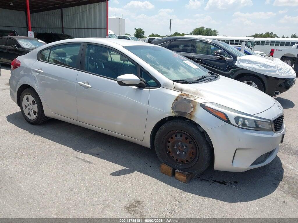 3KPFK4A79HE012979 2017 KIA FORTE photo no. 1