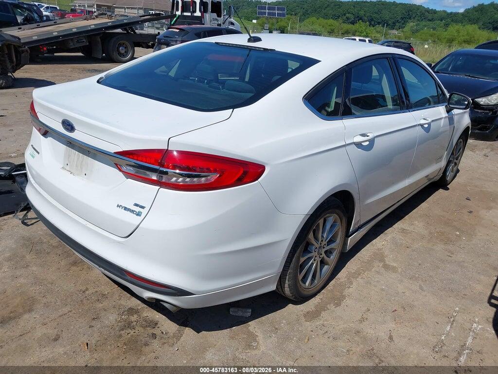 3FA6P0LU5HR386923 2017 FORD FUSION HYBRID photo no. 4