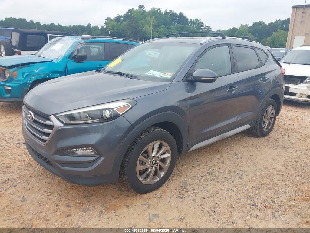 KM8J3CA45HU413885 2017 HYUNDAI TUCSON photo no. 2