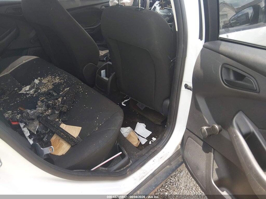 1FADP3E23HL311933 2017 FORD FOCUS photo no. 8