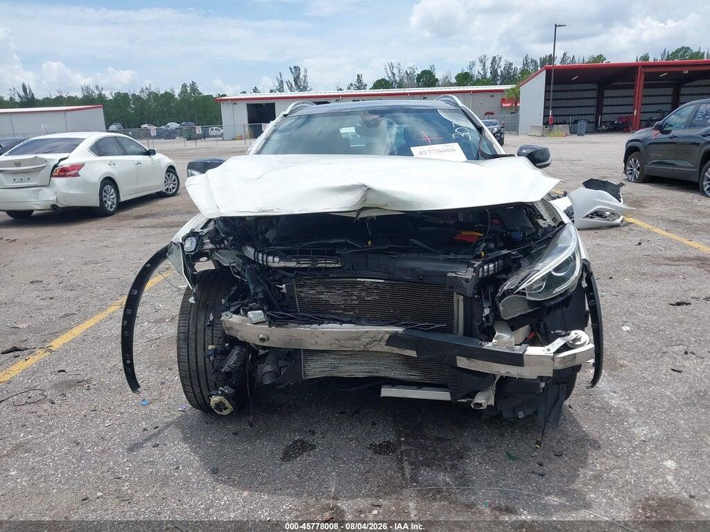 SJKCH5CR4HA023071 2017 INFINITI QX30 photo no. 12