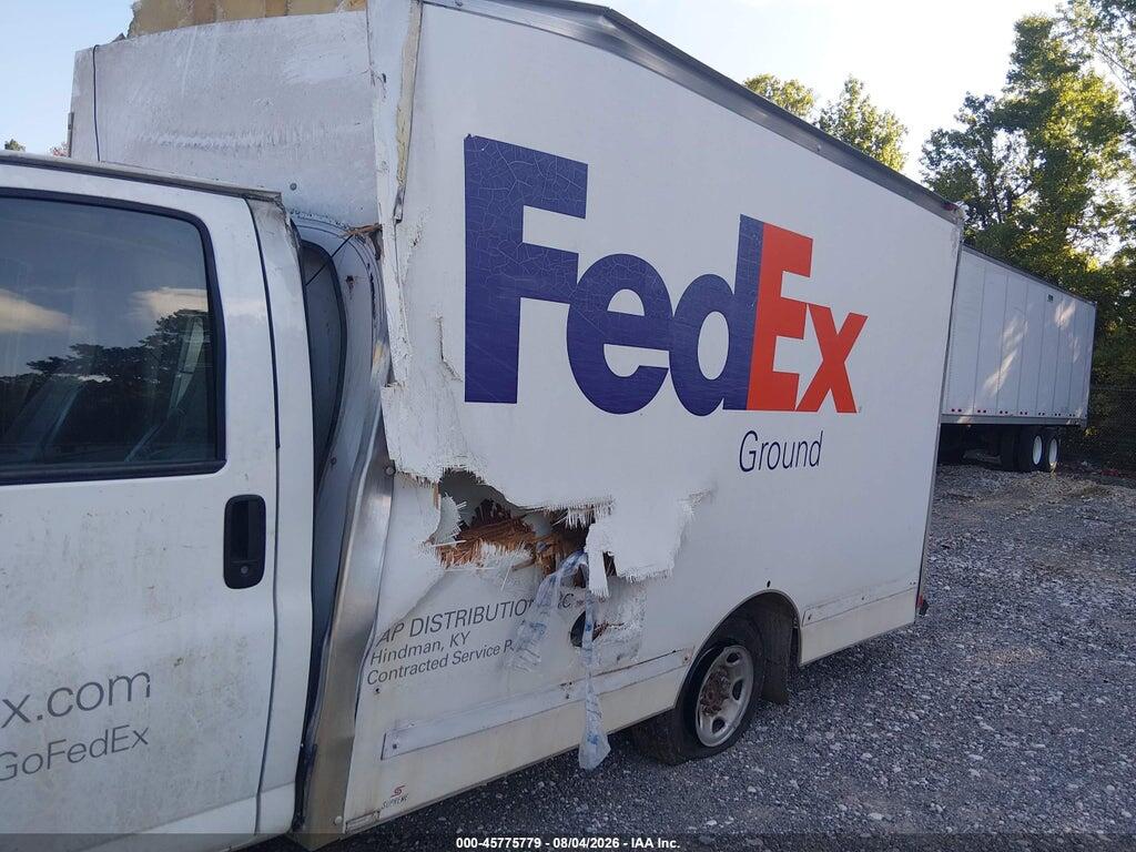 1GB0GRFF1H1116037 2017 CHEVROLET EXPRESS CUTAWAY photo no. 6