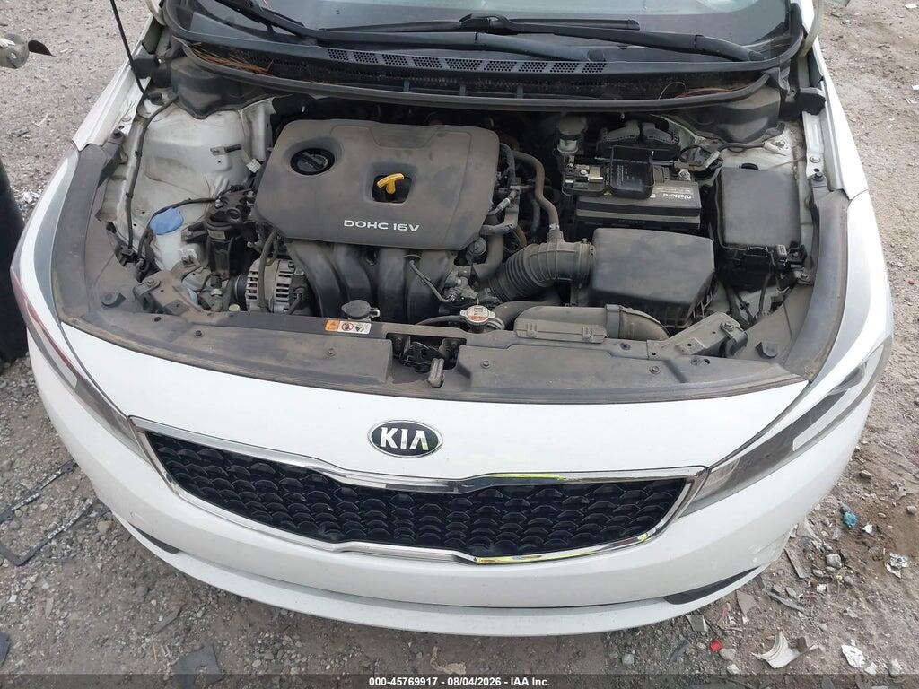 3KPFL4A73HE130295 2017 KIA FORTE photo no. 10