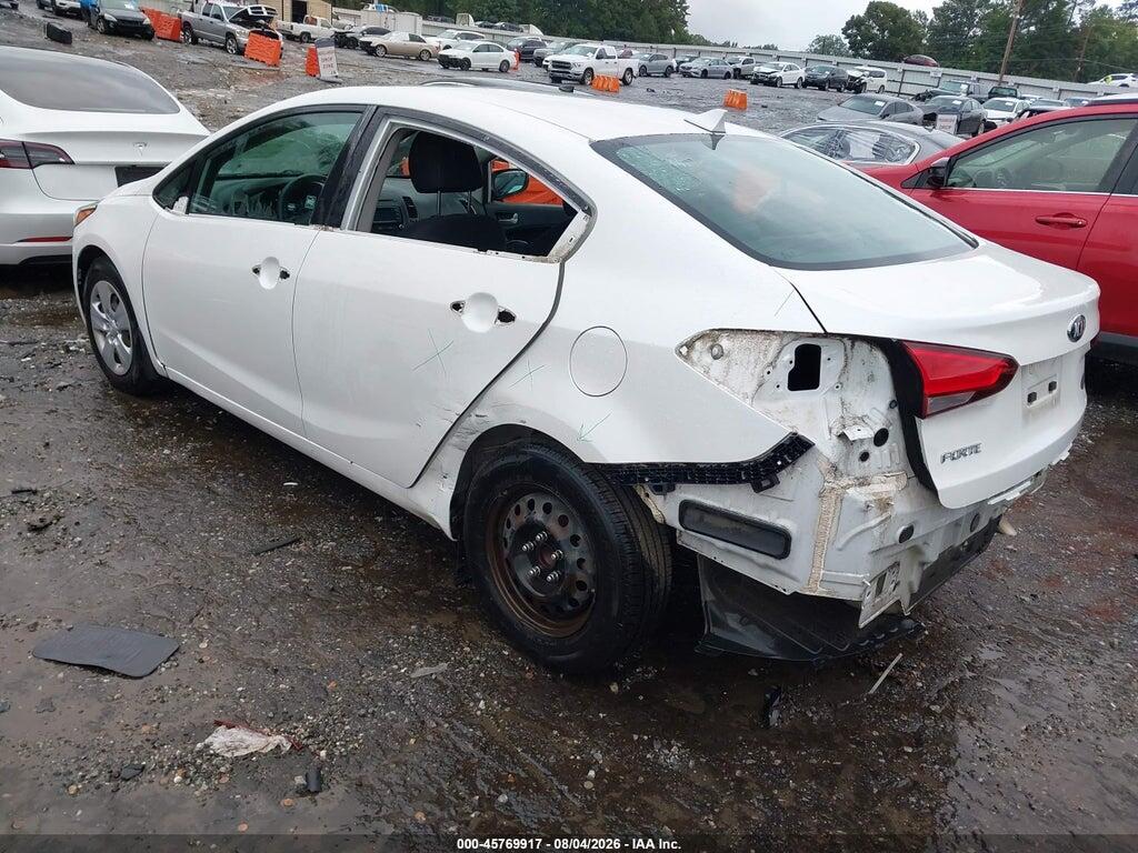 3KPFL4A73HE130295 2017 KIA FORTE photo no. 3