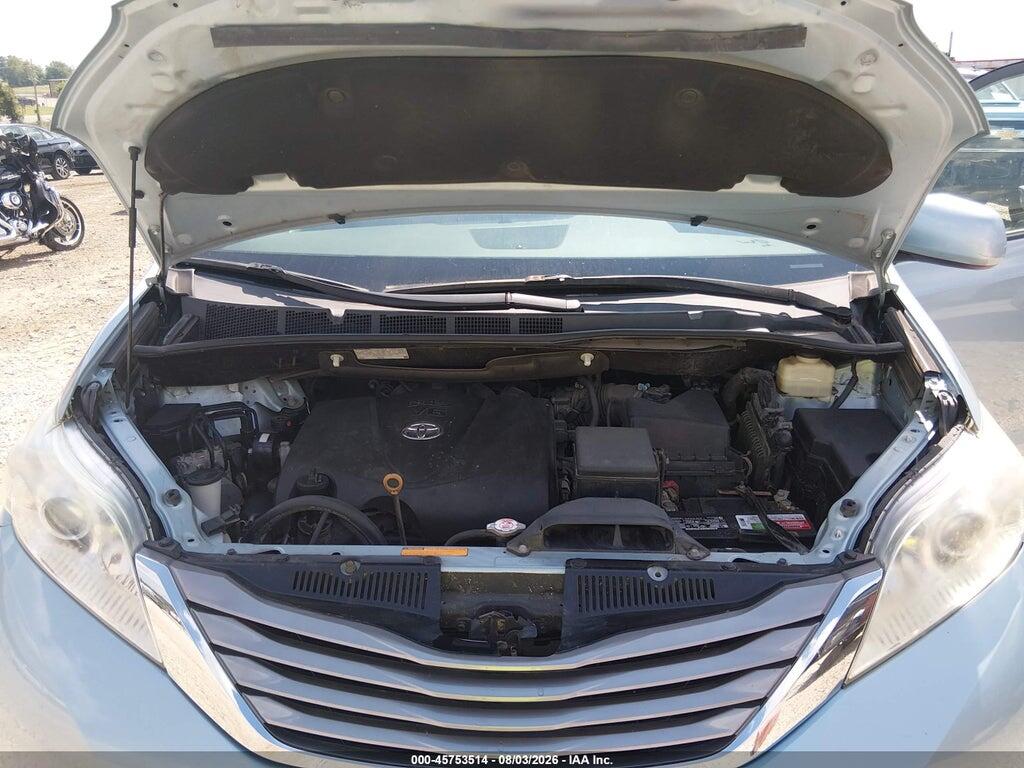 5TDYZ3DC9HS781706 2017 TOYOTA SIENNA photo no. 10