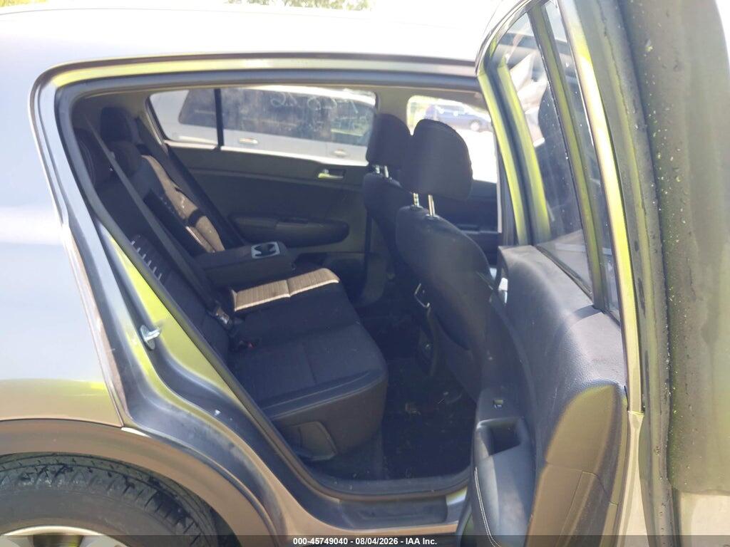 KNDPMCAC1H7043293 2017 KIA SPORTAGE photo no. 8