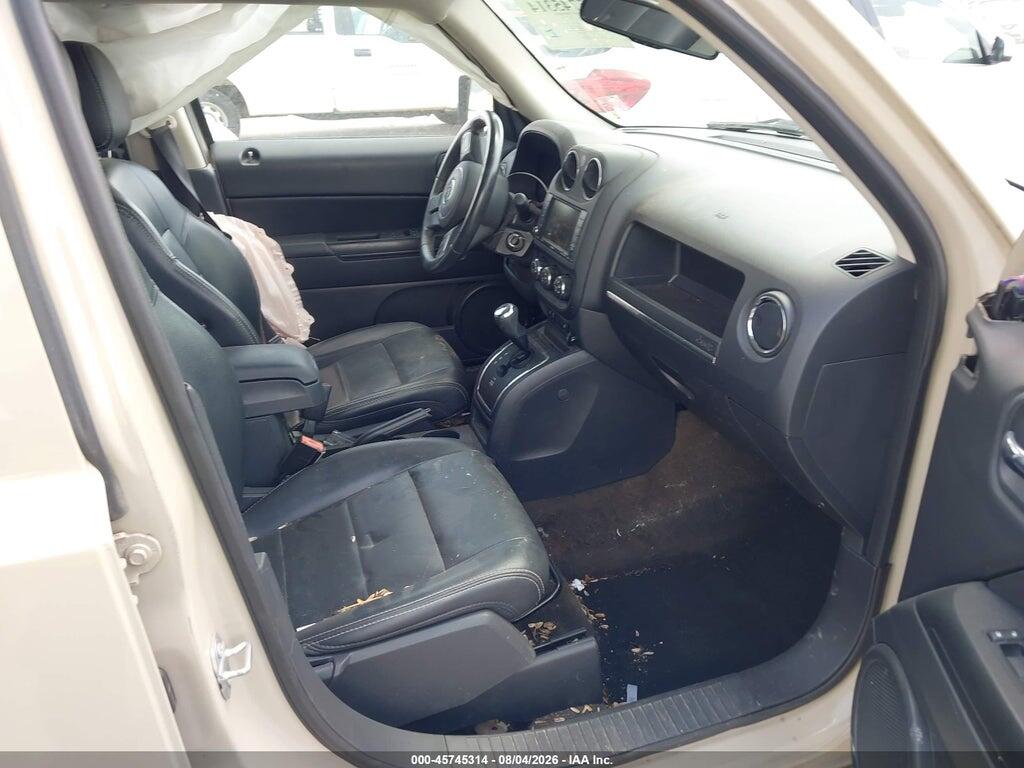 1C4NJPFA0HD132868 2017 JEEP PATRIOT photo no. 5