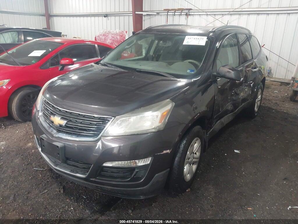 1GNKRFED4HJ147772 2017 CHEVROLET TRAVERSE photo no. 2
